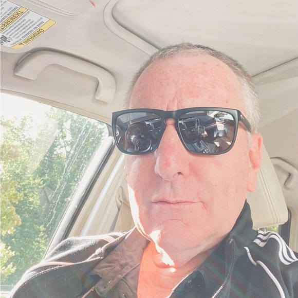 Meet your Posher, Darin - Picture 2 of 2